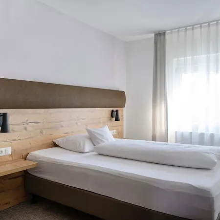 Hotell Rose Ellwangen