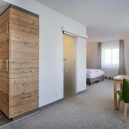 Rose Hotell