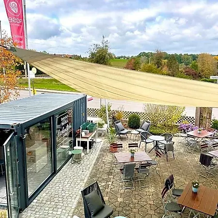 Rose Hotel 3*